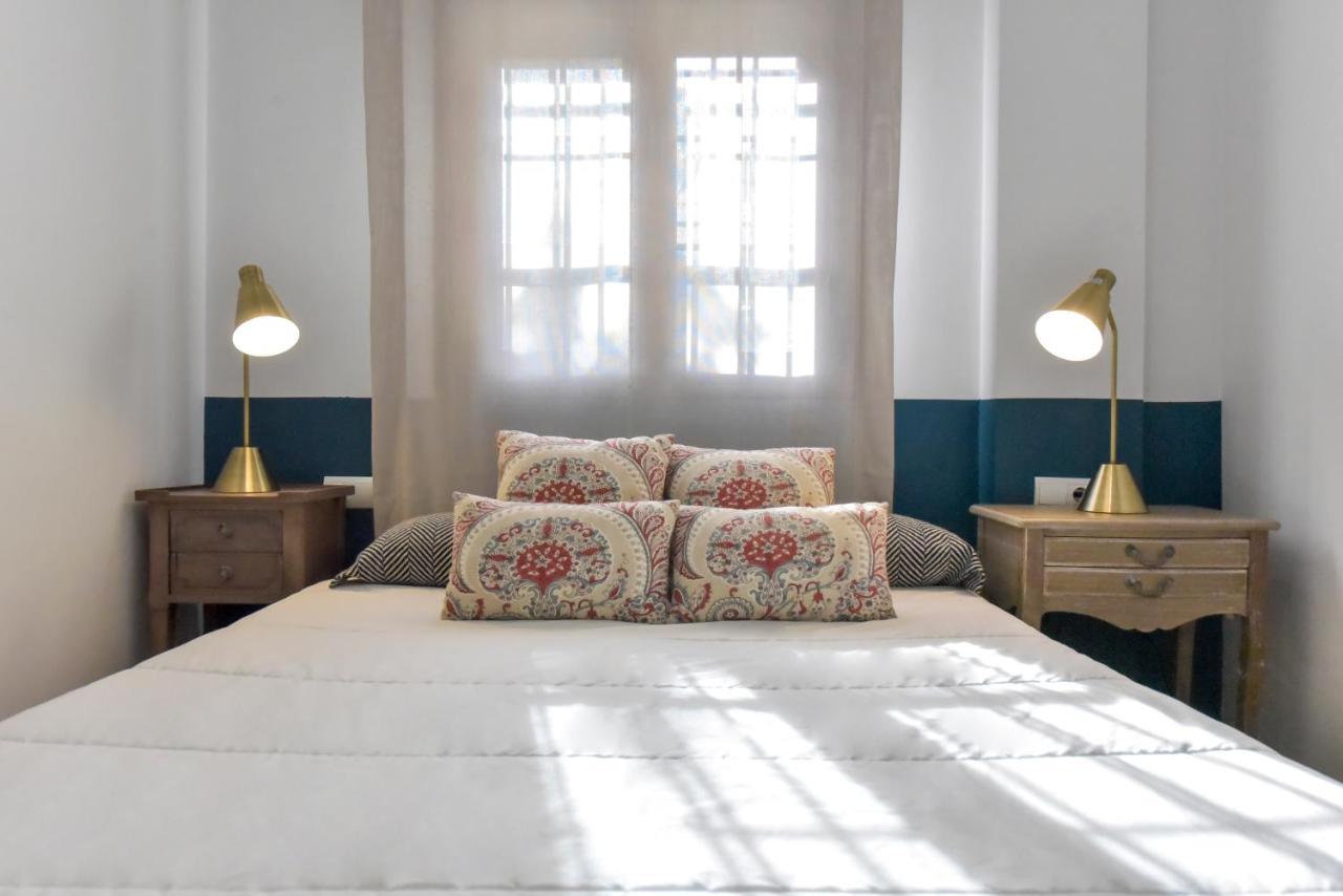 New! Retro Apartment In Central Neighbourhood Σεβίλλη Εξωτερικό φωτογραφία